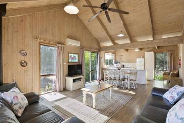 Freshwater Creek Cottages & Farm Stay