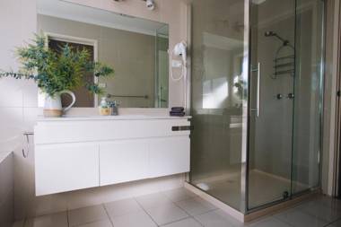 Torquay Retreats - Anderson