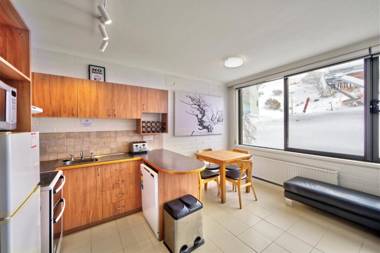 Snow Ski Apartments 07