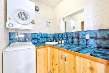 Snow Ski Apartments 18