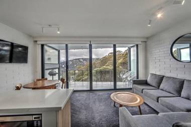 Snow Ski Apartments 23