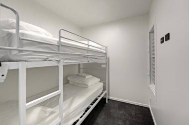 Snow Ski Apartments 32