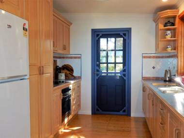 164 Mitchell Pde - Spectacular Views