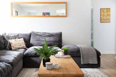 Ocean St Beach House No5