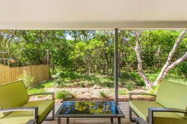 A SWEET ESCAPE - Beachfront Tranquility