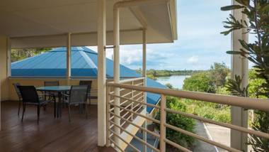 Hastings Cove Holiday Apartments