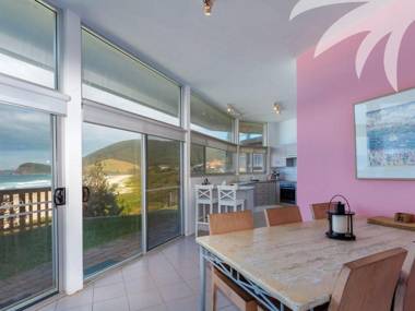 SeaCrest on Blueys Beach