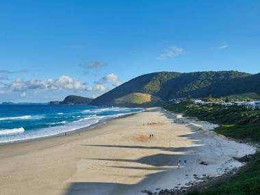 SeaCrest on Blueys Beach