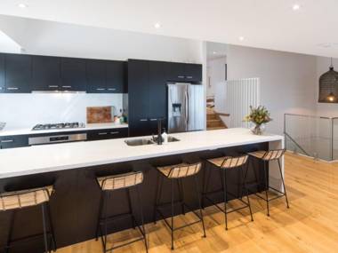 Peninsula Hot Springs Designer Home!