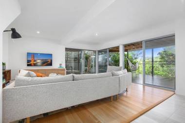 Stunning Seaviews Sunshine Beach