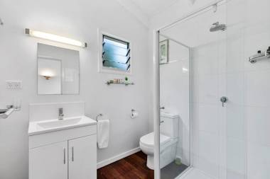 Tranquil & tropical Sunshine Beach