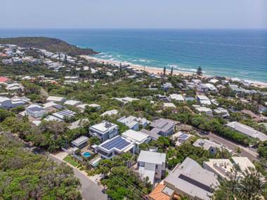 Sunshine Beach Shack