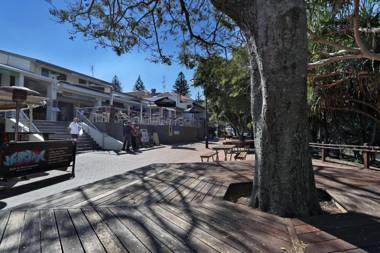 Sunshine Beach Shack