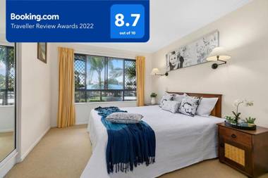 Immaculate 1 bedroom resort holiday unit near Noosa River