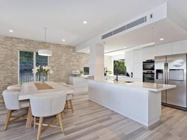 Townhouse 6 Sunseeker Close 26