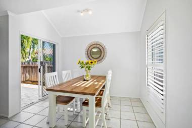 Seychelles Apartment 2 5 Barbados