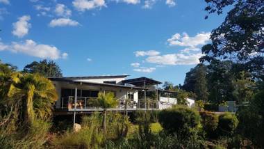 Red Bridge Motor Inn