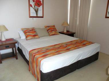 Grosvenor Beachfront Apartments