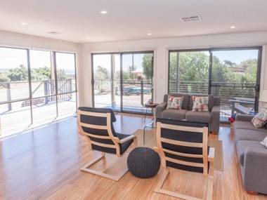 Lady Bay Getaway - 12 Lady Bay Normanville