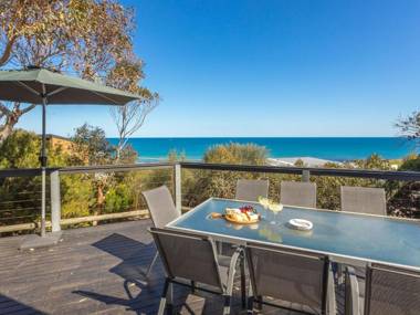 Coorumbene - 8 Scenic Way