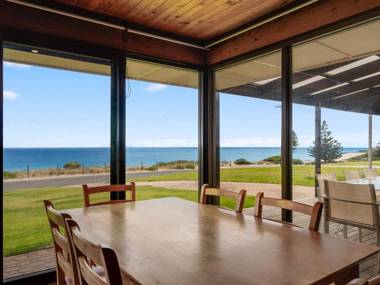 Gold Coast Views - 10 Gold Coast Drive