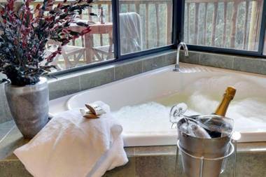 Lemonthyme Wilderness Retreat