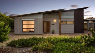 Great Ness Beach House - Pet-Friendly - WiFi - Netflix