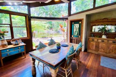 Eclectic Oasis in Doonan Sunshine Coast