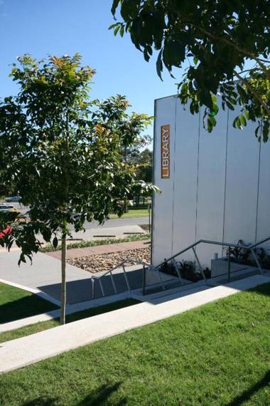 Cooroy Luxury Motel Apartments