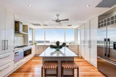 Indulge at Iluka Castaways Beach