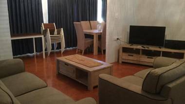 Pet Friendly home walking distance to Surf Beach - North St Woorim