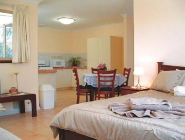 The Nosh & Nod - Avon Terrace