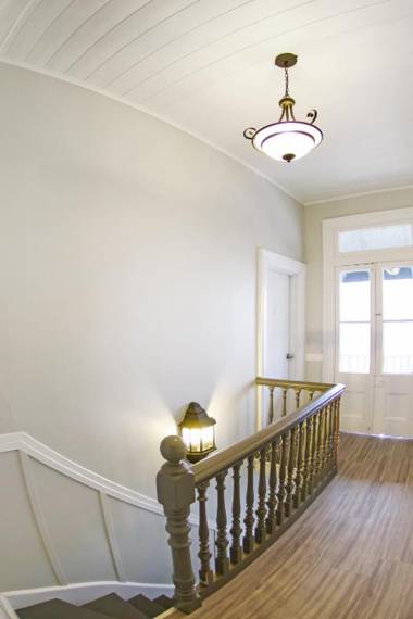 Robertson Public House and Kitchen