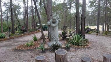 Springwood Meditation Centre 春木禪修渡假中心
