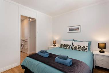 Ocean Breeze Apartment