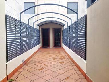 The Iceworks - Park 2 cars Absolute heart of Freo!