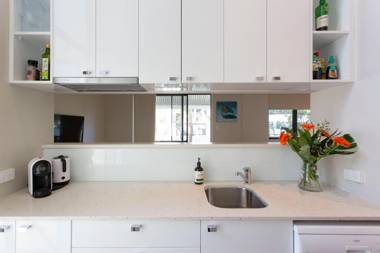 Luxury Modern Escapia