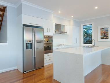 Absolute Waterfront Lakehouse Fishing Point Waterfront Pool Jetty