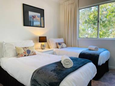 Steps From The Beach 3br Apt FREE WifiPoolParkingApple TV