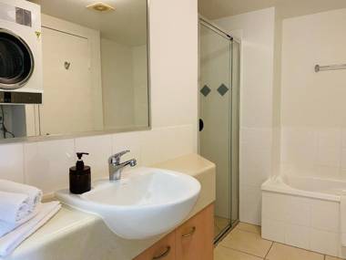 Steps From The Beach 3br Apt FREE WifiPoolParkingApple TV