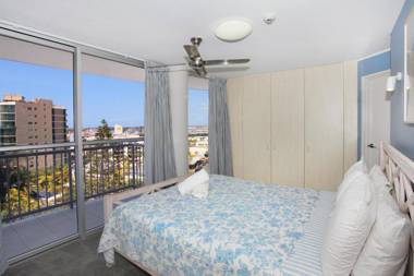 Syrenuse 22 - Three Bedroom Oceanview Apartment on Mooloolaba Esplanade