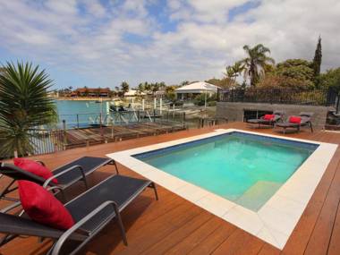 Tarcoola 49 - Four Bedroom Canal Home with Pool