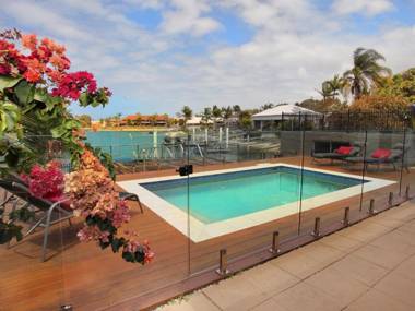 Tarcoola 49 - Four Bedroom Canal Home with Pool