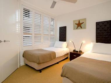 Mariner Cove 1 - Two Bedroom Apartment on Parkyn Parade