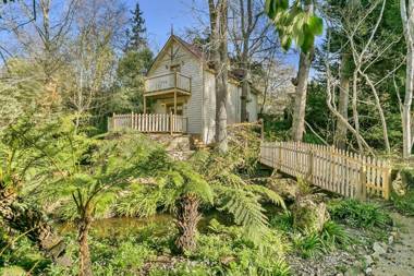 Aldgate Creek Cottage Bed and Breakfast