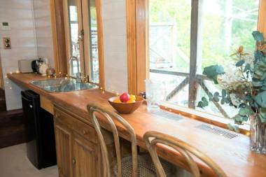 Adelaide Hills 'Camellia Cottage' - WiFi