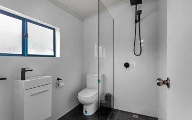 Silvers Anchor - 2 Bennett Street