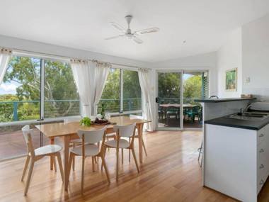 Seven on Scenic - 7 Scenic View Drive