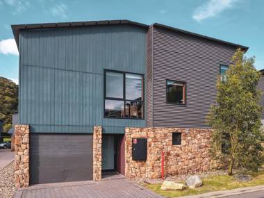 Snow Stream Apartments