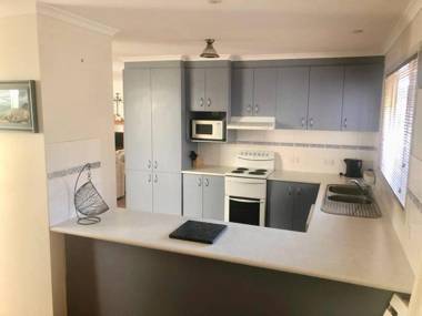 1 Tecoma Avenue Sandy Point